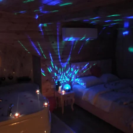 Venus Bed & Breakfast *